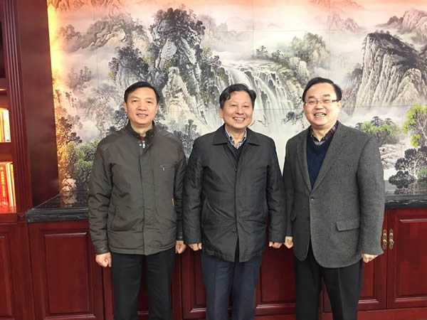 湖北省侨联副主席舒正荣、省侨联经科部部长欧梁锋、副部长黎志勇一行调研我司
