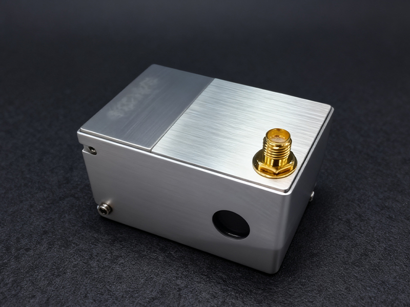 声光偏转器技术综述：原理、性能与应用